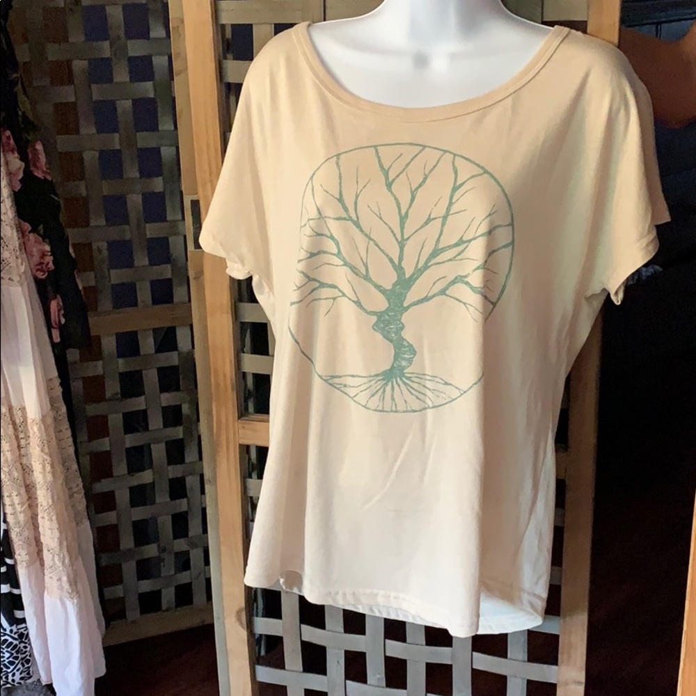 Yoga top, so soft!!